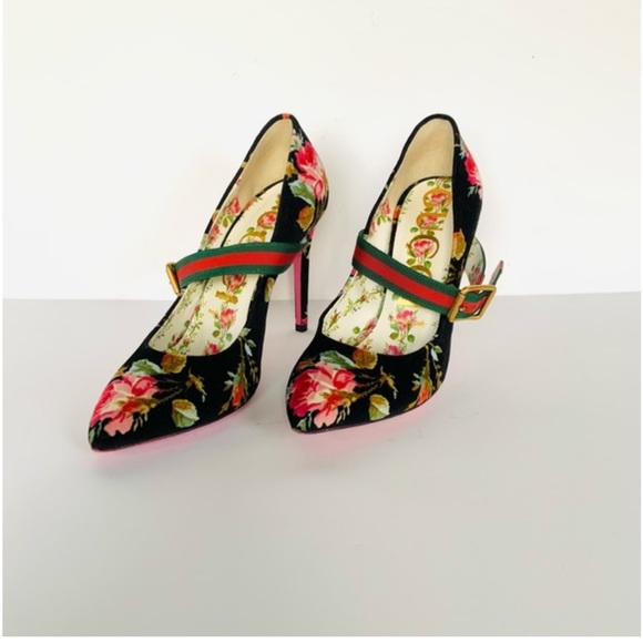 Gucci Black Velvet Floral Heels - Picture 3 of 12